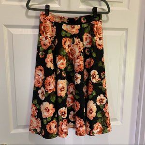 Chris & Carol Navy w/  Roses Skirt Size M